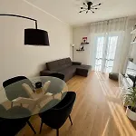 Modern Near Hospital And Center * Парма
