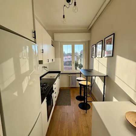 Apartment Modern Near Hospital And Center