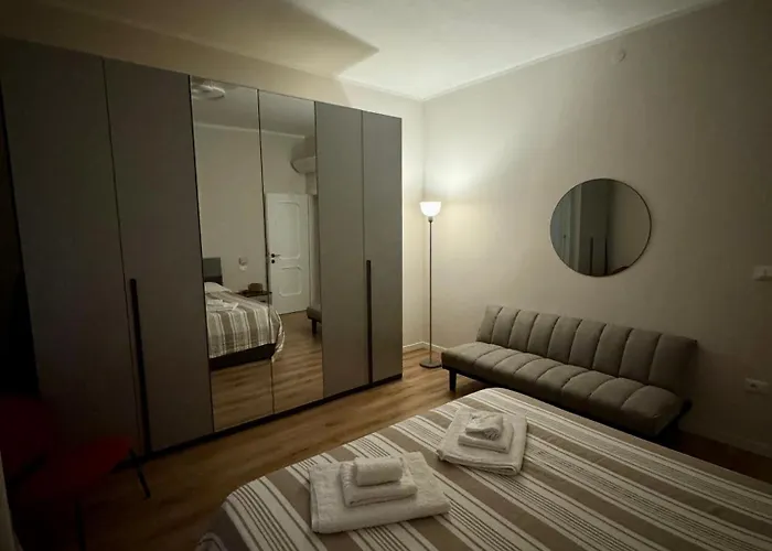 Modern Near Hospital And Center Apartment Parma